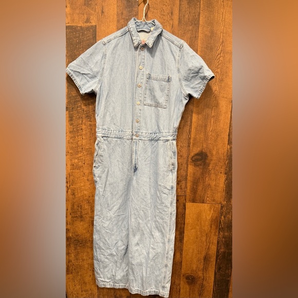 Levi's Women's Short Sleeve Heritage Jumpsuit large EUC - Picture 2 of 8